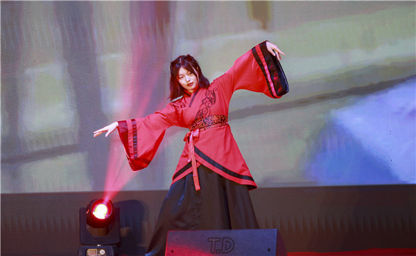 南京新華2019年新生開學(xué)典禮暨CEAC獎學(xué)金頒獎盛典隆重舉行！