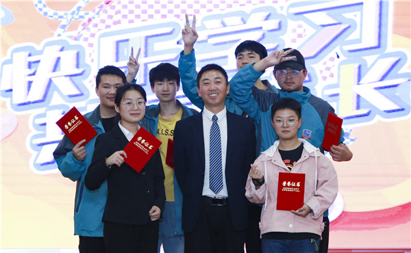 2019秋季新生階段課程結(jié)課答辯分享會圓滿落幕！