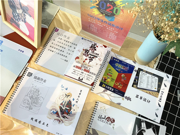 教學(xué)成果展示周，學(xué)子答辯各顯神通