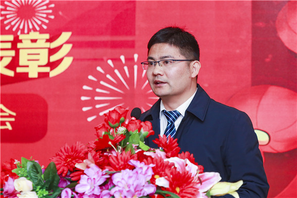 2020春季教學(xué)質(zhì)量月總結(jié)表彰暨教學(xué)研發(fā)部署大會(huì)隆重舉行！