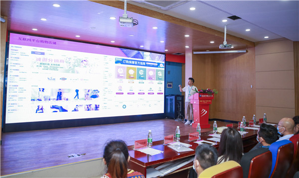 就業(yè)保障丨千企萬崗進校園，助力學子精準就業(yè)！