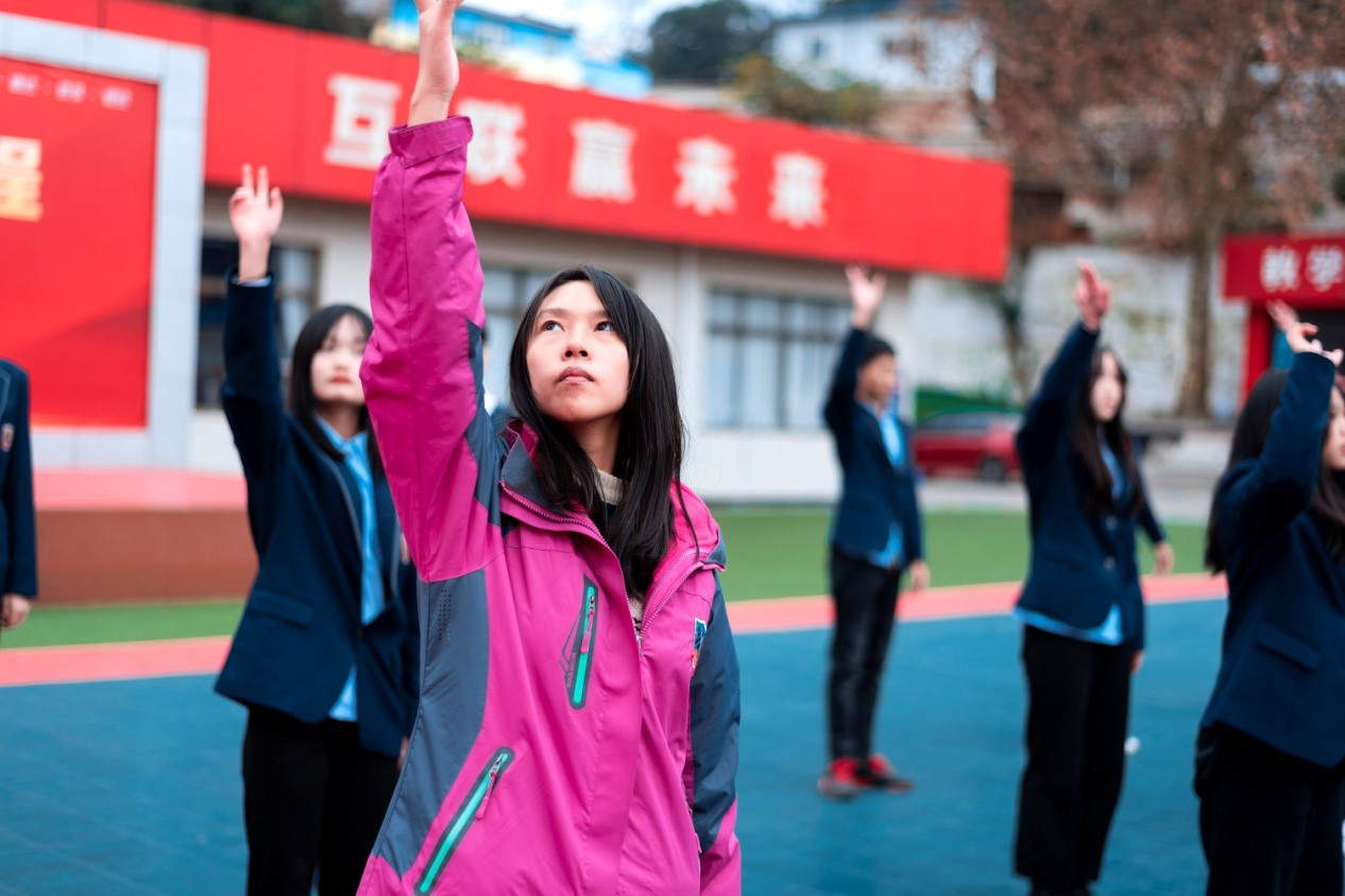 肩負(fù)職教強國重任，新華電腦學(xué)校升級“五項能力”培養(yǎng)互聯(lián)網(wǎng)高技能人才！