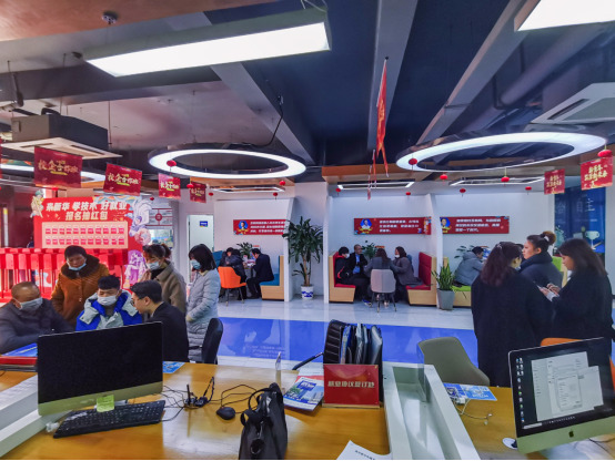 南京新華電腦專修學(xué)院330校園專場咨詢?nèi)栈顒?dòng)成功舉辦！