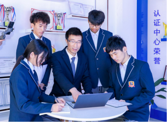 為熱愛(ài)而選擇，為選擇而執(zhí)著