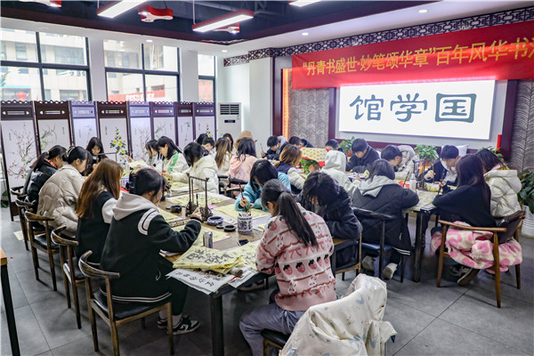 開學(xué)特輯|開學(xué)第一天，我們是這樣度過的