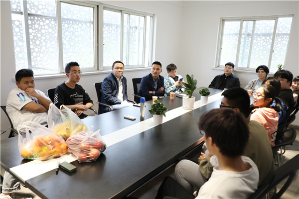 暖心回訪見(jiàn)證成長(zhǎng)，愛(ài)與責(zé)任一路相隨