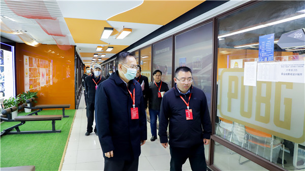 2022年江蘇省廣告行業(yè)設計制作職業(yè)技能競賽暨全省“紫金獎”公益?zhèn)鞑ピO計大賽在南京新華隆重舉行！