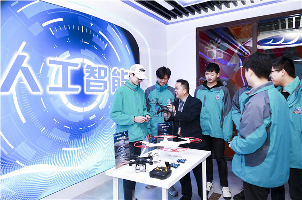 南京新華電腦專修學院地址，怎么走？