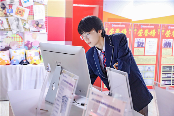 職校專業(yè)選什么？互聯(lián)網(wǎng)專業(yè)紅利多